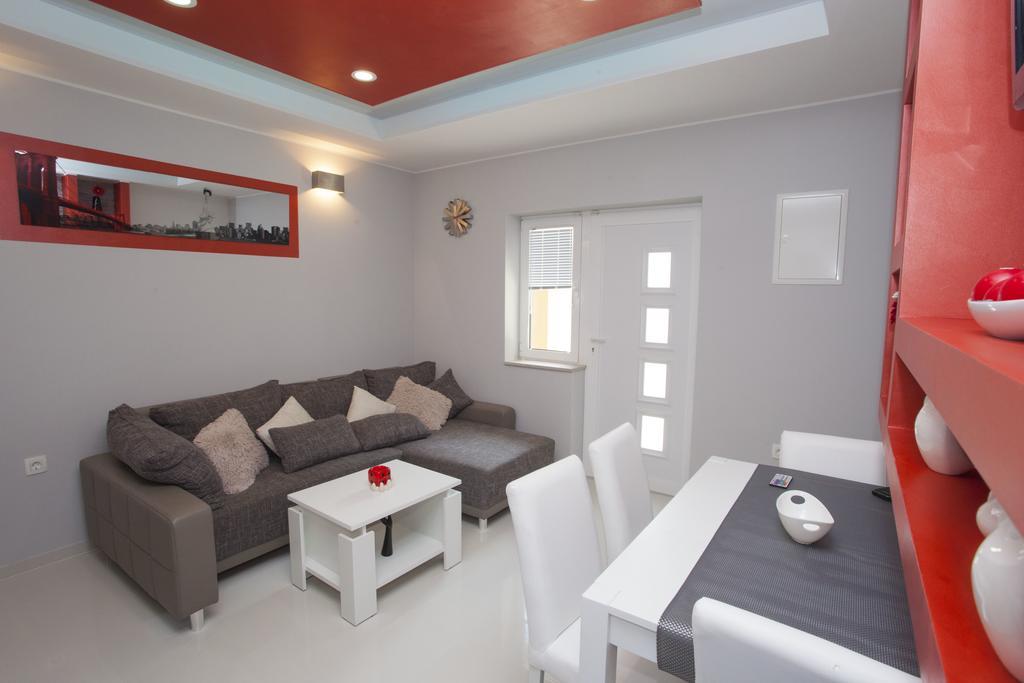 Lara Apartments Makarska Bilik gambar